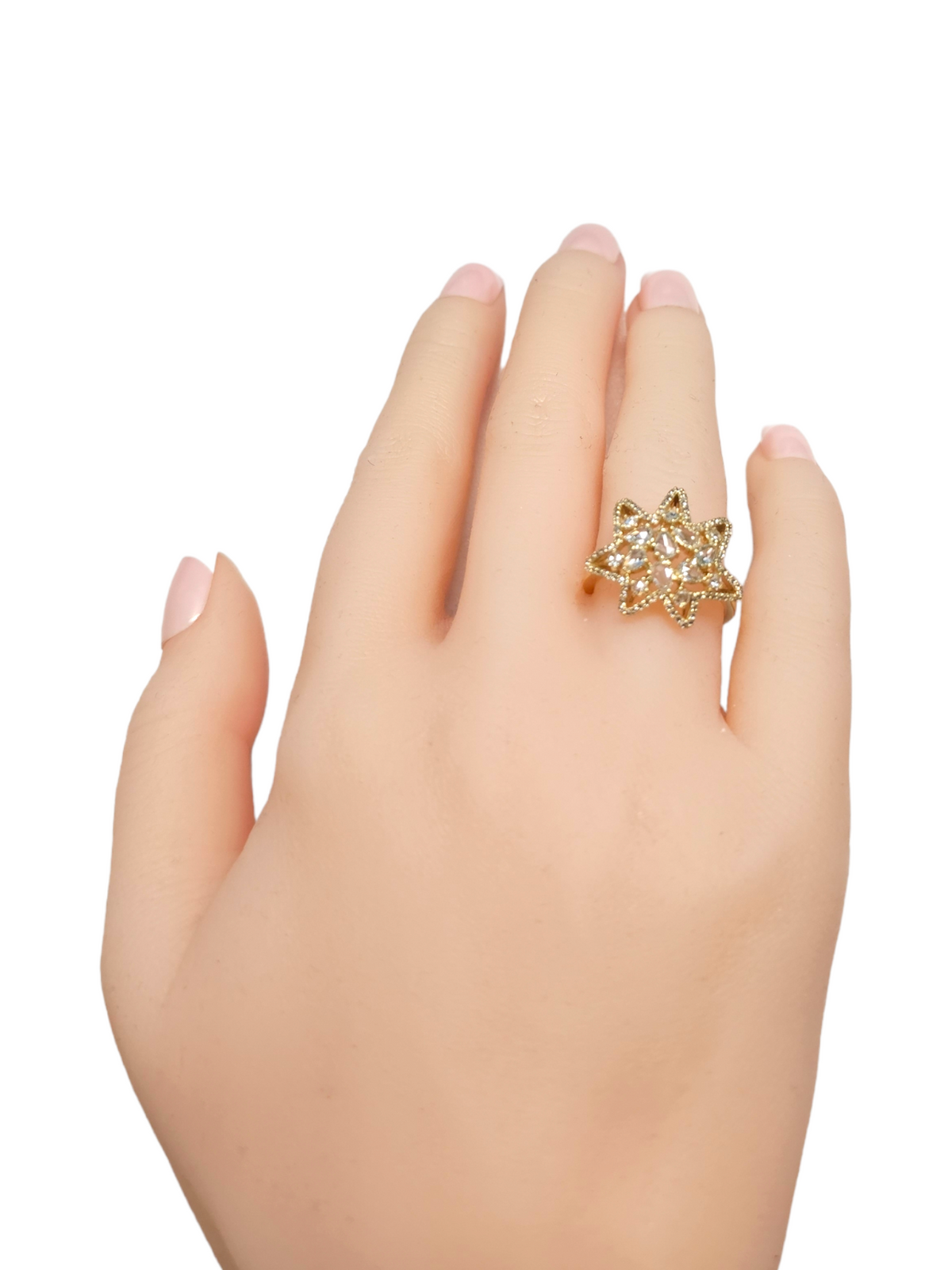 18Kt Yellow Gold Diamond Leaf Ring