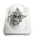 Oval and Heart Diamond Ring in 18Kt White Gold