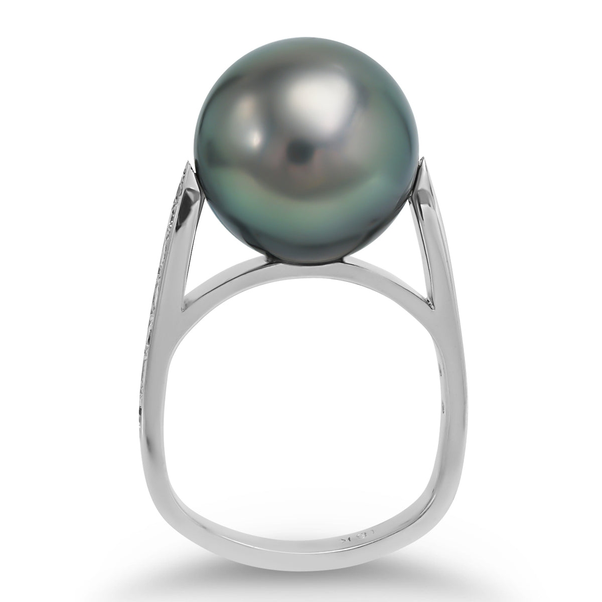 Tahitian Pearl Diamond Ring