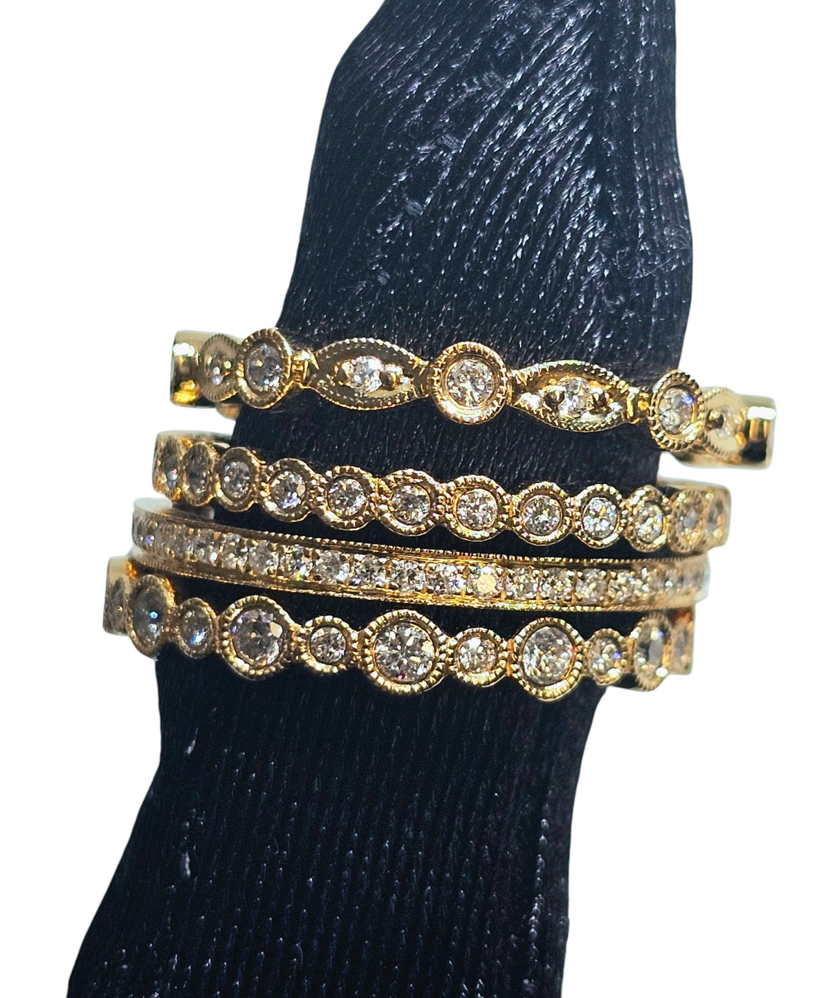 Round Diamond Stackable Bands (4) in 18Kt Yellow Gold