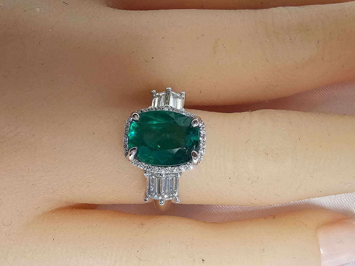Emerald with Baguette Diamonds in Platinum Ring