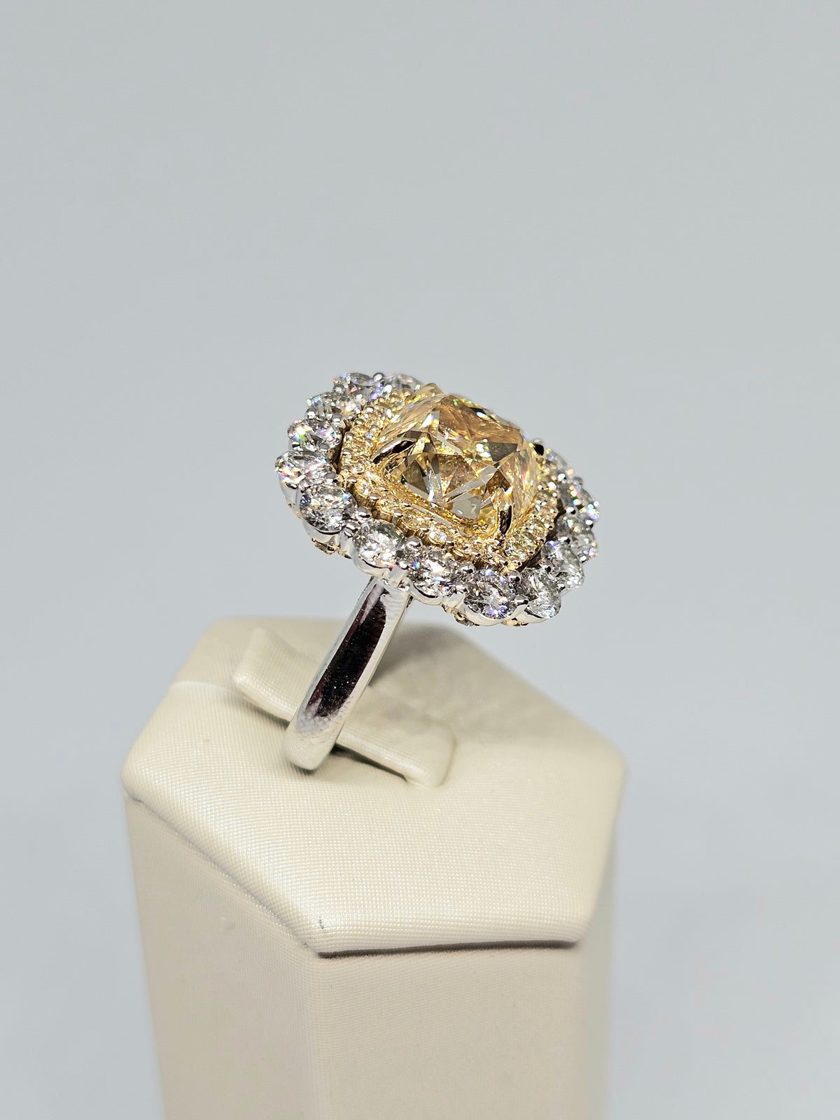 Fancy Yellow Diamond Ring in 18Kt Yellow Gold and Platinum