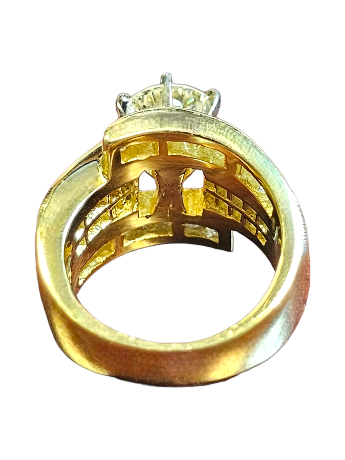 18Kt Yellow Gold Diamond Engagement Ring