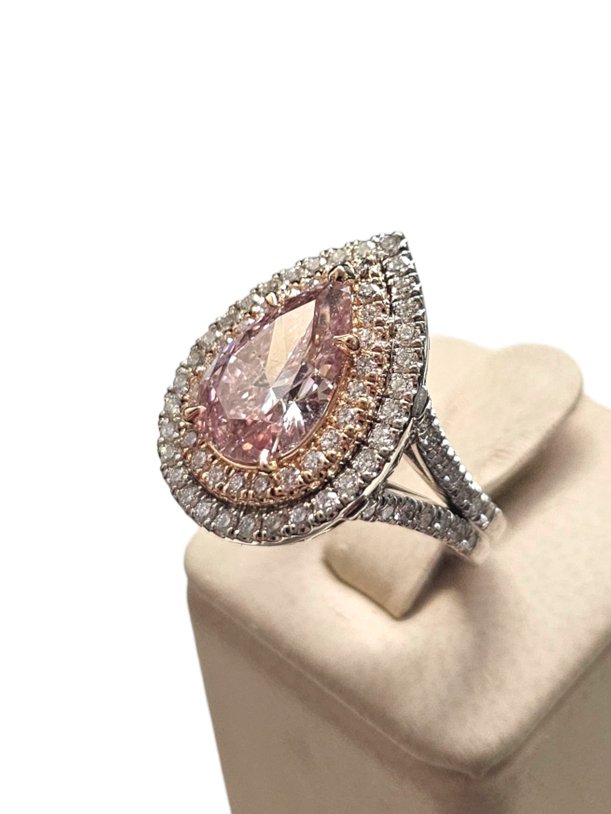 18Kt White and Rose Gold Pink and White Diamond Ring
