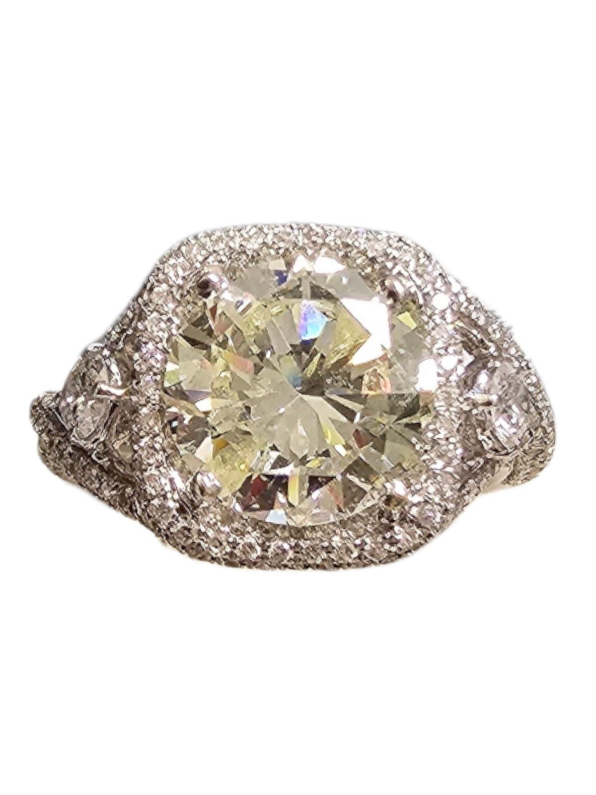 18Kt White Gold Diamond Engagement Ring