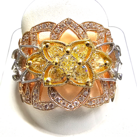 18Kt Tricolor Gold Diamond Floral Design Ladies Ring