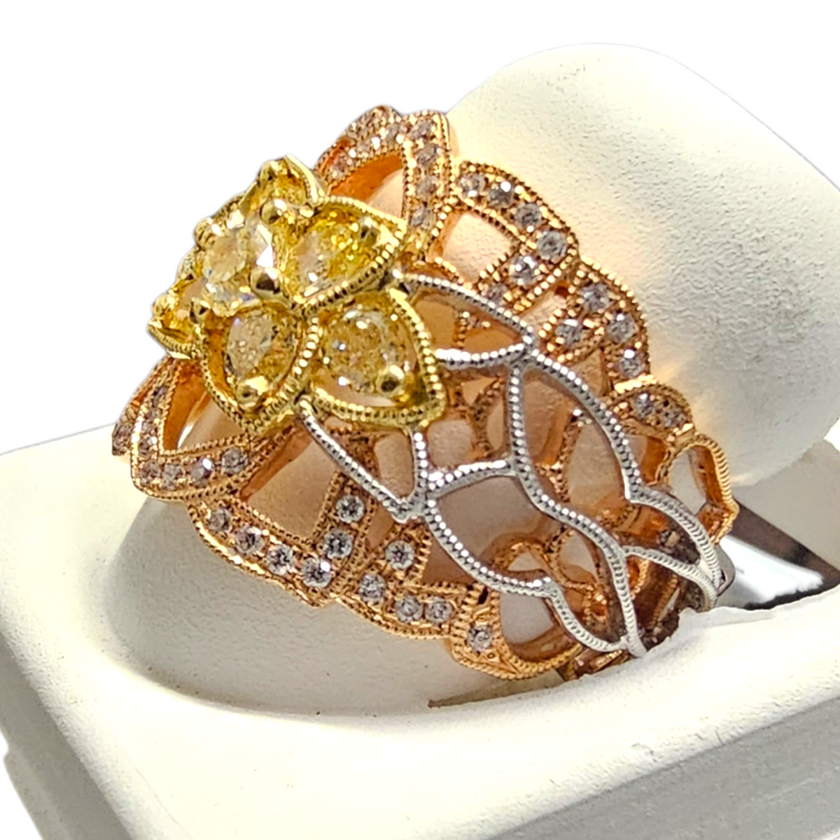18Kt Tricolor Gold Diamond Floral Design Ladies Ring