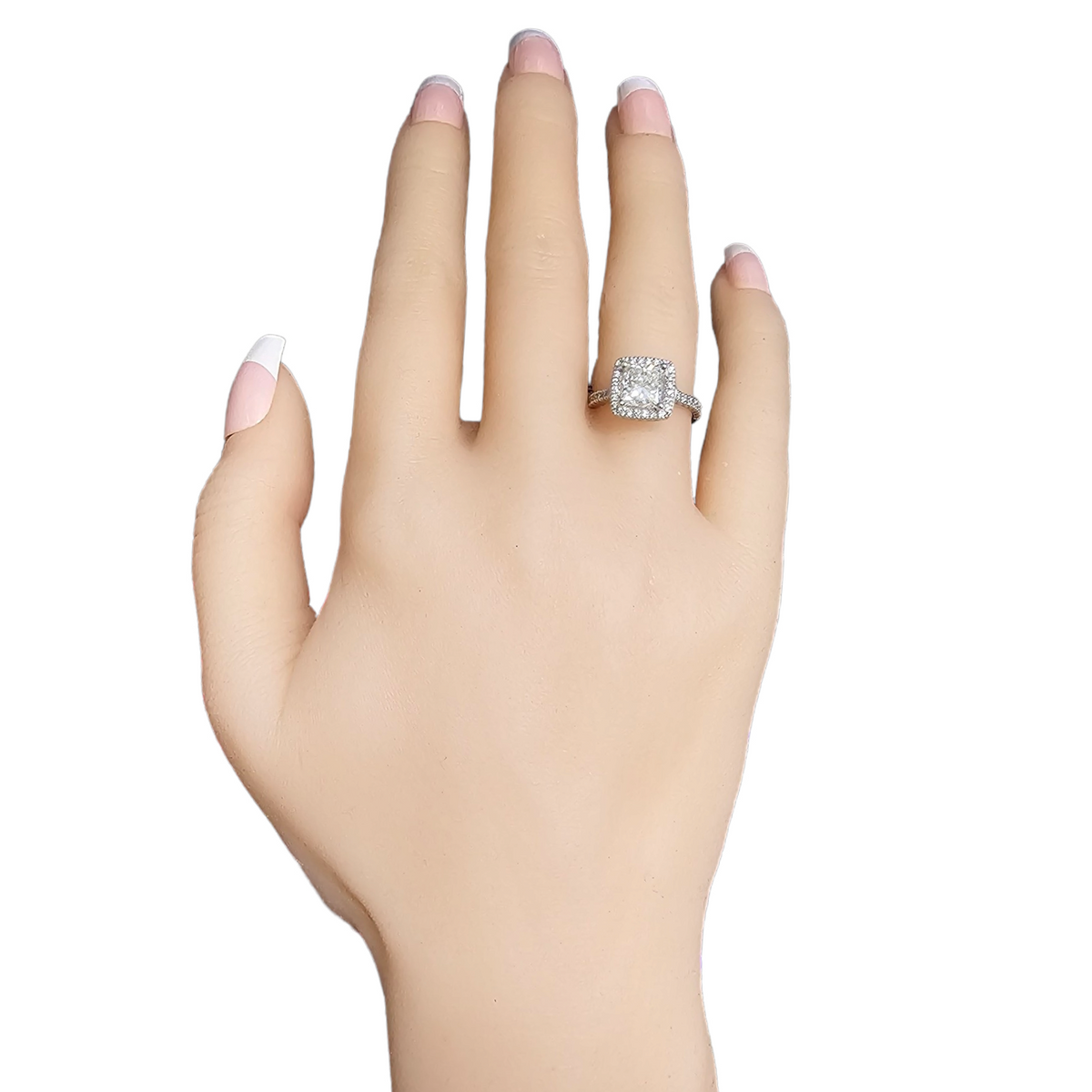18Kt White Gold Princess Cut Diamond Engagement Ring