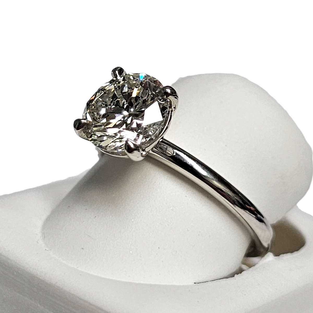 Platinum Round 2 Carat Diamond Solitaire Engagement Ring