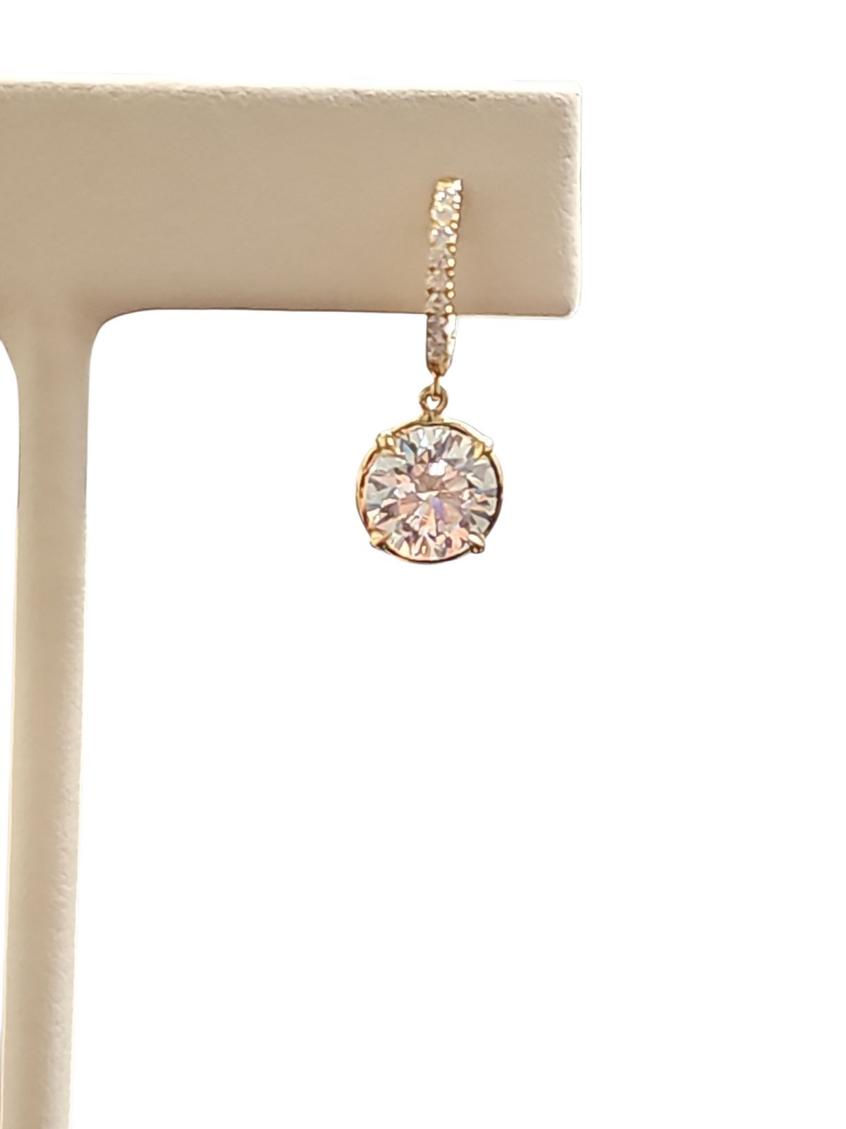 Dangling Large Round Diamond Earrings in 18kt Yellow Gold