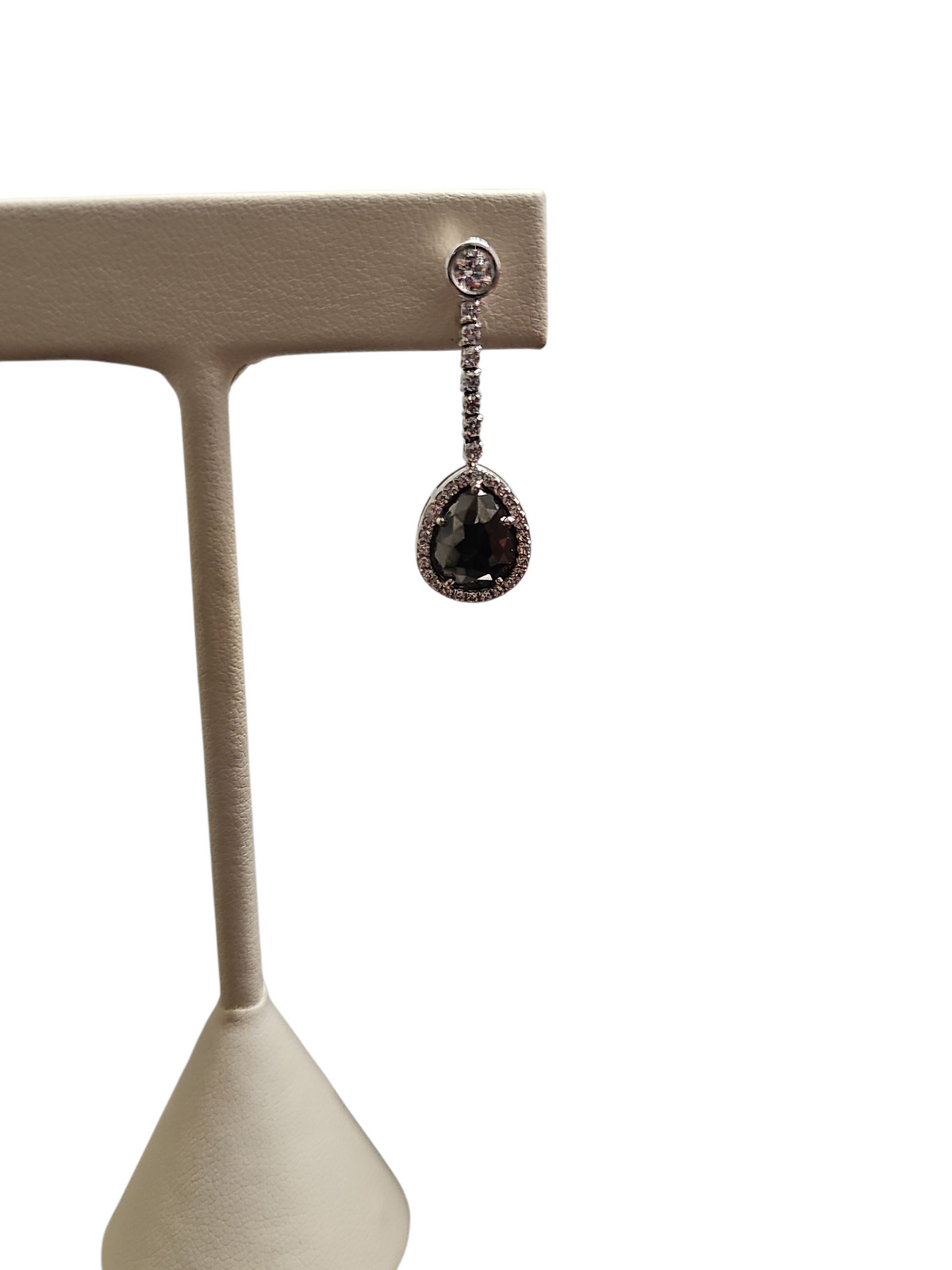Dangling Black Diamond Earrings in 18kt White Gold