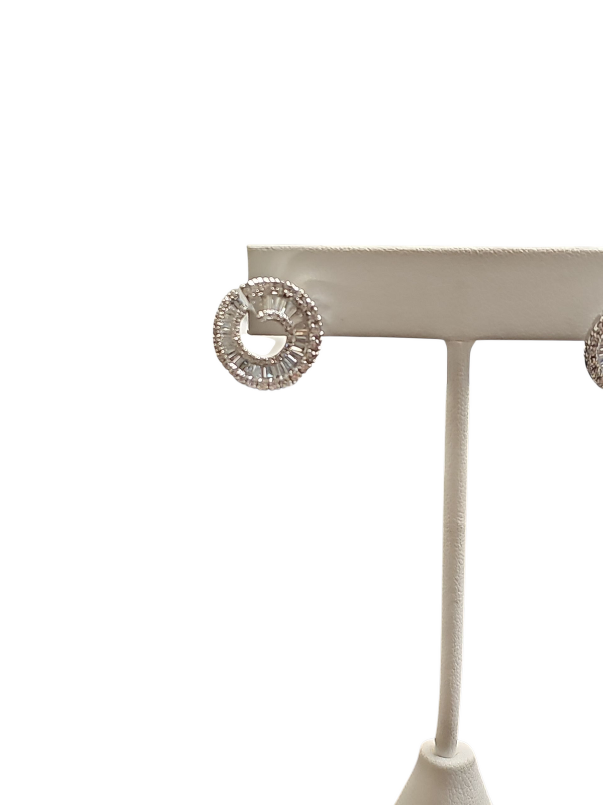 Baguette Diamond Spiral Earring in 18kt White Gold