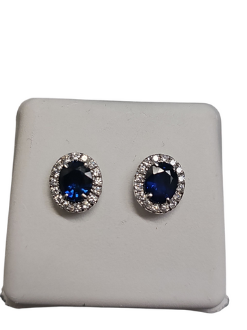 Round Diamond Sapphire Stud Earrings in 14kt White Gold